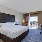 Orangewood Inn & Suites Kansas City Airport
