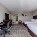 Orangewood Inn & Suites Kansas City Airport