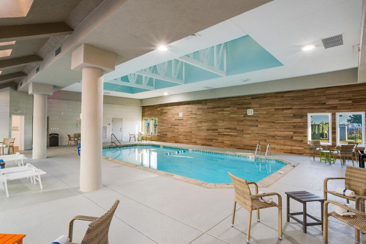 Orangewood & Kansas Airport 3*