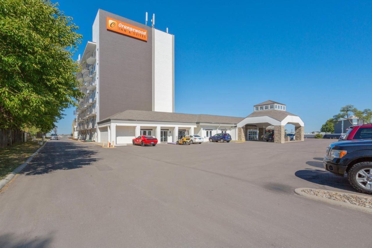 Orangewood & Kansas Airport