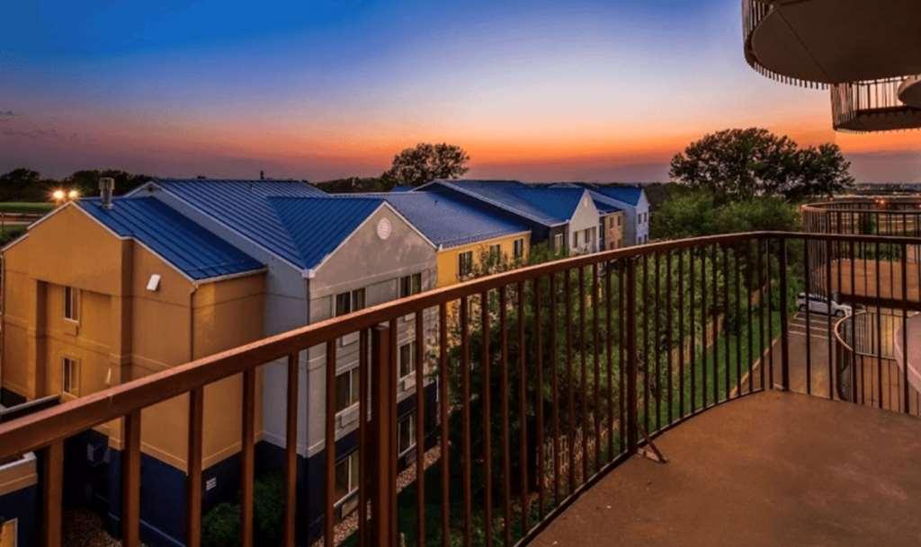 Hotel Orangewood & Kansas Airport Kansas City