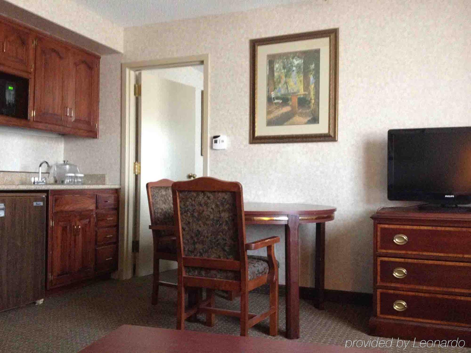 Orangewood & Kansas Airport 3* Kansas City
